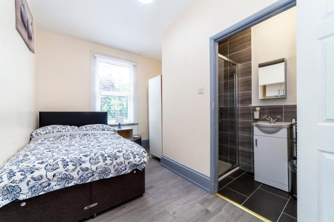 Highlands Gardens Suites 伊尔福德 外观 照片